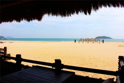 需要关注女生的抖音吗英语（抖音里要关注有什么用）